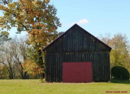 barn with a red door 2017 Main st South Windsor
